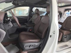 Toyota Sienna 2021 2.5L Hybrid Platinum Edition - ფოტო 15