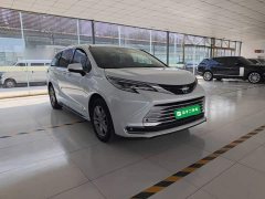 Toyota Sienna 2021 2.5L Hybrid Platinum Edition - ფოტო 4