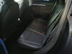 Tesla Model Y Rear-Wheel Drive - ფოტო 17