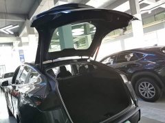 Tesla Model Y Rear-Wheel Drive - ფოტო 19