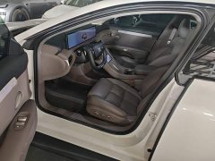 IM Motors Zhiji L6 Pro Max - ფოტო 11