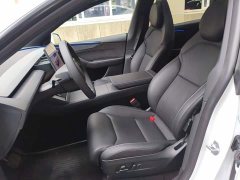 Tesla Model Y L 2025 Long Range All-Wheel Drive - ფოტო 11