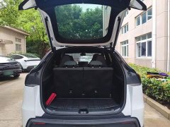 Tesla Model Y L 2025 Long Range All-Wheel Drive - ფოტო 15