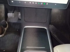 Tesla Model Y Rear-Wheel Drive - ფოტო 14