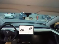 Tesla Model Y Rear-Wheel Drive - ფოტო 18