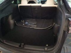 Tesla Model Y Rear-Wheel Drive - ფოტო 19