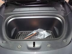 Tesla Model Y Rear-Wheel Drive - ფოტო 20