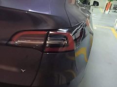 Tesla Model Y Rear-Wheel Drive - ფოტო 8