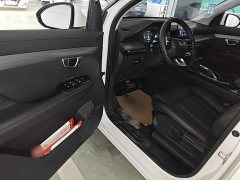 Wuling Xingchen 2021 1.5T CVT Xinghuai Edition - ფოტო 16