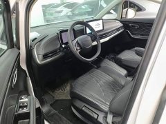 Maxus Dajia 9 Long Range Oasis Seven-Seater - ფოტო 16