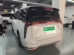 Maxus Dajia 9 Long Range Oasis Seven-Seater - ფოტო 5