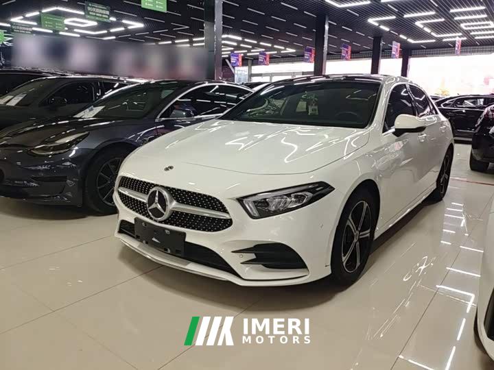 Mercedes-Benz A-Class Facelift A 200 L Sport Sedan Fashion Edition