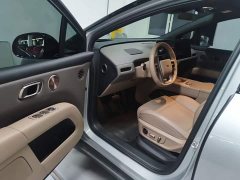 Li Auto i6 Two-Wheel Drive Standard - ფოტო 16