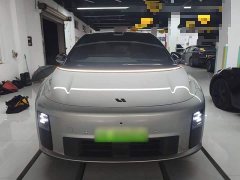 Li Auto i6 Two-Wheel Drive Standard - ფოტო 3