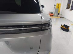 Li Auto i6 Two-Wheel Drive Standard - ფოტო 8