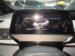 Volkswagen ID.3 Outstanding Edition - ფოტო 12