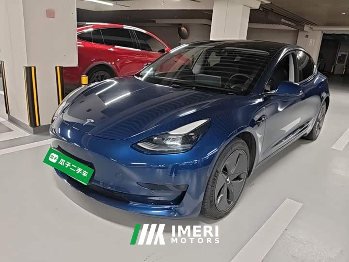 Tesla Model 3 Rear-Wheel Drive
