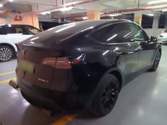 Tesla Model Y Long Range All-Wheel Drive 3D7 - ფოტო 7