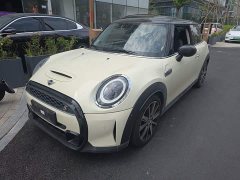 BMW MINI 2022 2.0T COOPER S Classic Edition - ფოტო 2