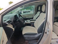 Toyota Sienna 2.5L Hybrid Comfort Edition - ფოტო 15