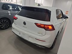 Volkswagen Golf 280TSI DSG 30th Anniversary Edition - ფოტო 7