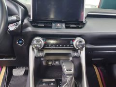 Toyota Vland 2022 2.0L CVT FWD Luxury Plus - ფოტო 13