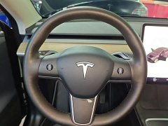Tesla Model Y Long Range All-Wheel Drive - ფოტო 11