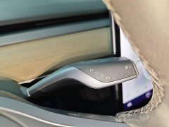 Tesla Model Y Long Range All-Wheel Drive - ფოტო 14