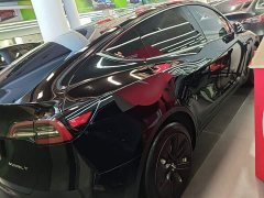 Tesla Model Y Long Range All-Wheel Drive - ფოტო 7