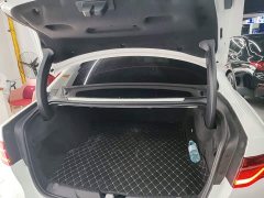 Jaguar XEL 2020 2.0T 200PS R-DYNAMIC S Aspiring Sport Edition - ფოტო 19