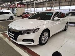 Honda Accord 2018 260TURBO Elite National V - ფოტო 1