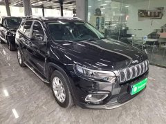 Jeep Cherokee 2019 2.0T FWD Smart Enjoy Edition National VI - ფოტო 4