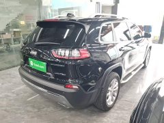 Jeep Cherokee 2019 2.0T FWD Smart Enjoy Edition National VI - ფოტო 7