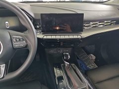 SAIC MG5 180DVVT CVT Luxury - ფოტო 13