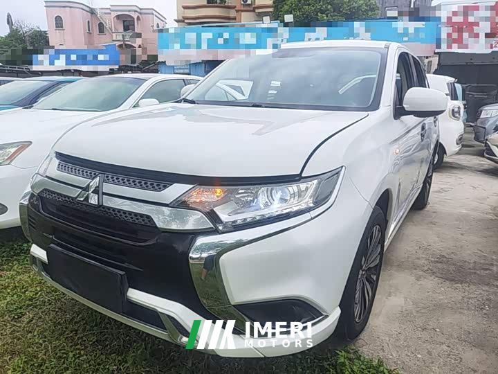 Mitsubishi Outlander Facelift 2.0L FWD Comfort 5-Seater