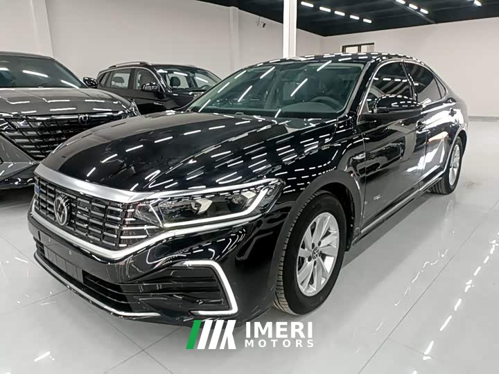 Volkswagen Passat Plug-in Hybrid 430PHEV Hybrid Elite Edition - ავტომობილი ჩინეთიდან