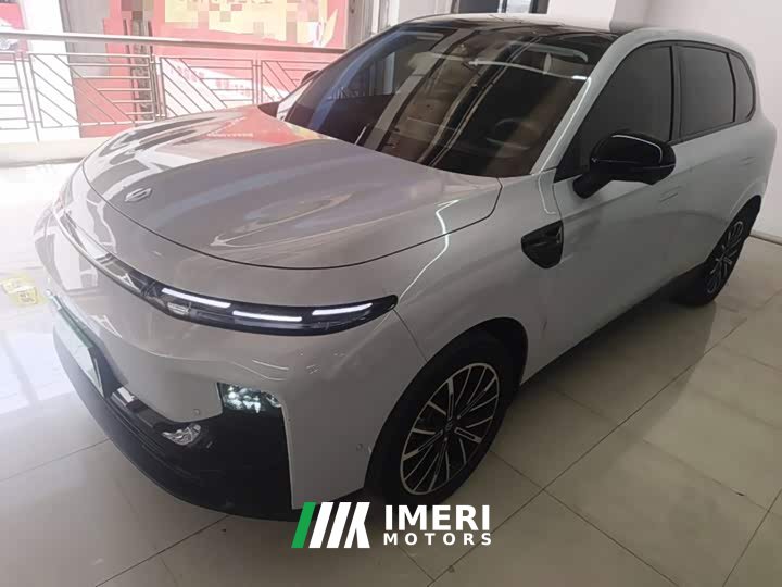 Leapmotor B10 510 Pleasure Edition - ავტომობილი ჩინეთიდან