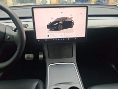 Tesla Model Y Long Range All-Wheel Drive - ფოტო 13
