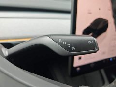 Tesla Model Y Long Range All-Wheel Drive - ფოტო 14