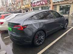 Tesla Model Y Long Range All-Wheel Drive - ფოტო 7