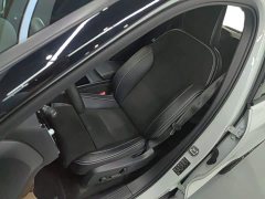Volvo XC40 New Energy P8 Pure Electric AWD Smart Elegant Sport Edition - ფოტო 15