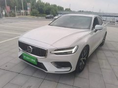 Volvo S60 B4 Smart Luxury Edition - ფოტო 2