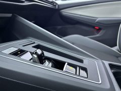 Volkswagen Golf 280TSI DSG Pro 50th Anniversary Legend Edition - ფოტო 16