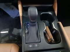 Lexus ES 200 Premium Edition - ფოტო 14