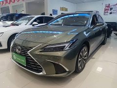 Lexus ES 200 Premium Edition - ფოტო 2