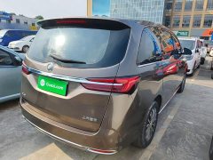 Buick GL8 Land Business Class Comfort Edition - ფოტო 7