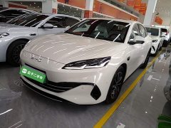 BYD Dolphin 06 DM-i Smart Drive 120KM Deluxe - ფოტო 1