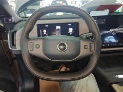 Volvo XC70 Plug-in Hybrid 2026 Two-Wheel Drive Long Range Core - ფოტო 11