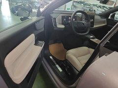 Volvo XC70 Plug-in Hybrid 2026 Two-Wheel Drive Long Range Core - ფოტო 16
