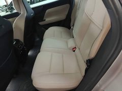 Volvo XC70 Plug-in Hybrid 2026 Two-Wheel Drive Long Range Core - ფოტო 17